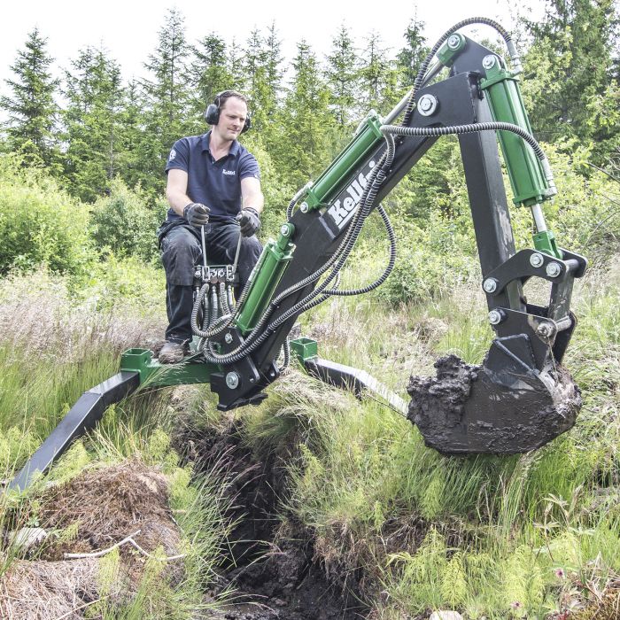Vielseitiger ATV-Anbaubagger mit einer Grabtiefe von 204 cm – Bild 2